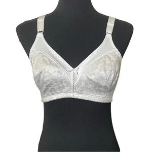 Bali Womens Double Support Lace Spa Back Wirefree Bra